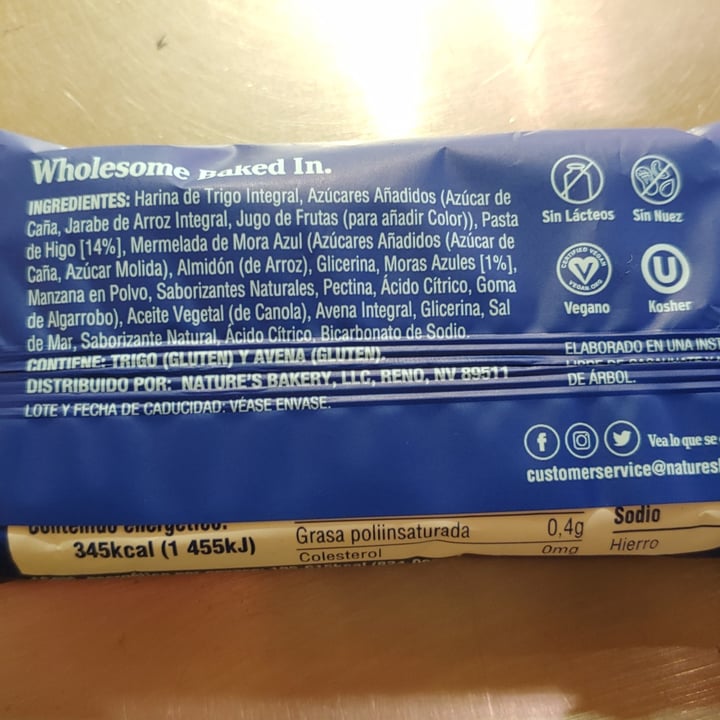 photo of Nature's Bakery fig bar blueberry shared by @vianney on  10 Dec 2022 - review