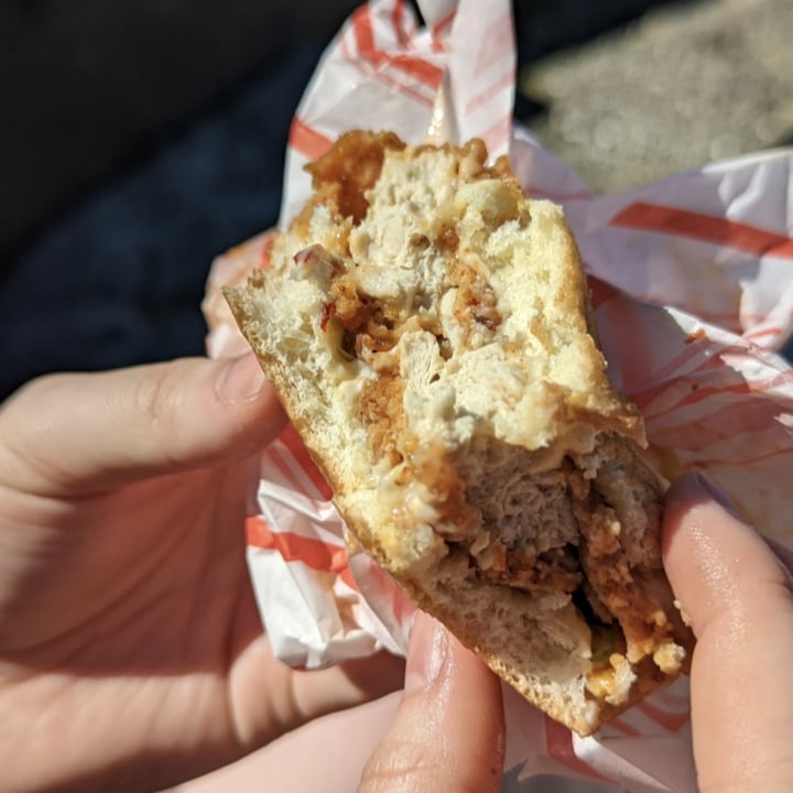 review photo of Veg Out Plant Based Burgers & Shakes BBQ Wings shared by @karamelabd on 09 Sep 2022 - review