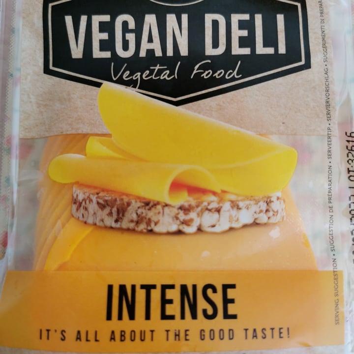 photo of Vegan Deli Vegan Cheese Intense Cheddar Style Slices shared by @confiotte on  09 Sep 2021 - review