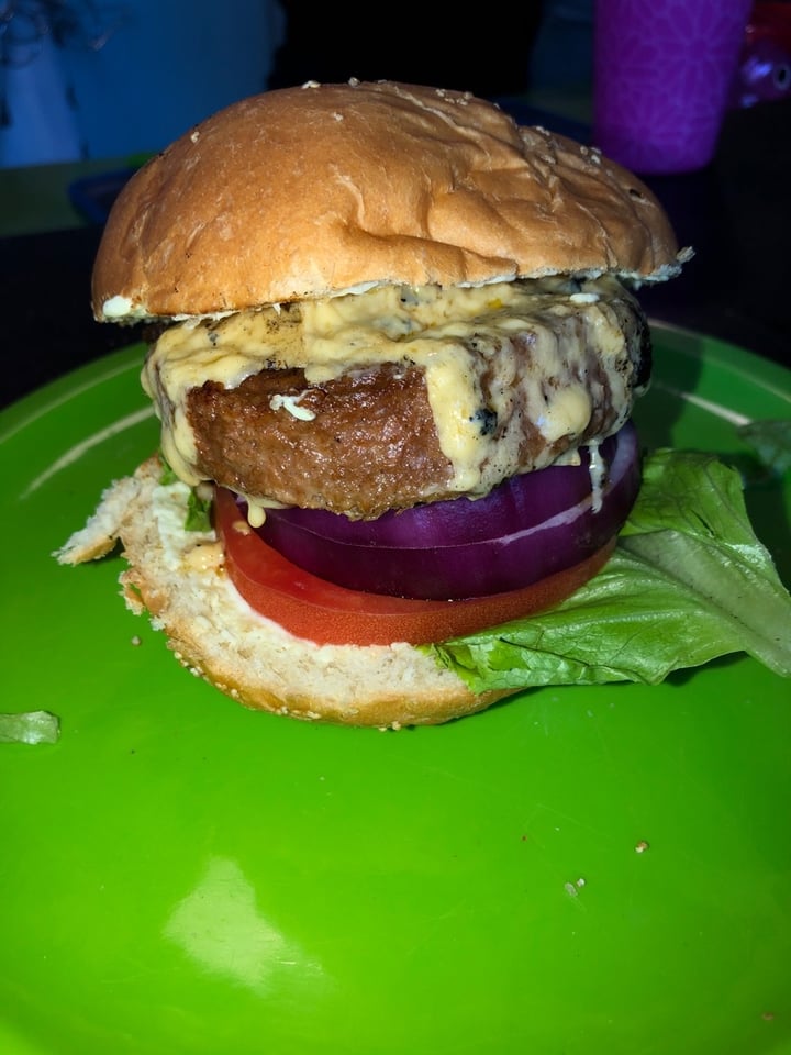 review photo of Antojito con Amor Beyond Burguer shared by @bedollx on 14 Dec 2019 - review