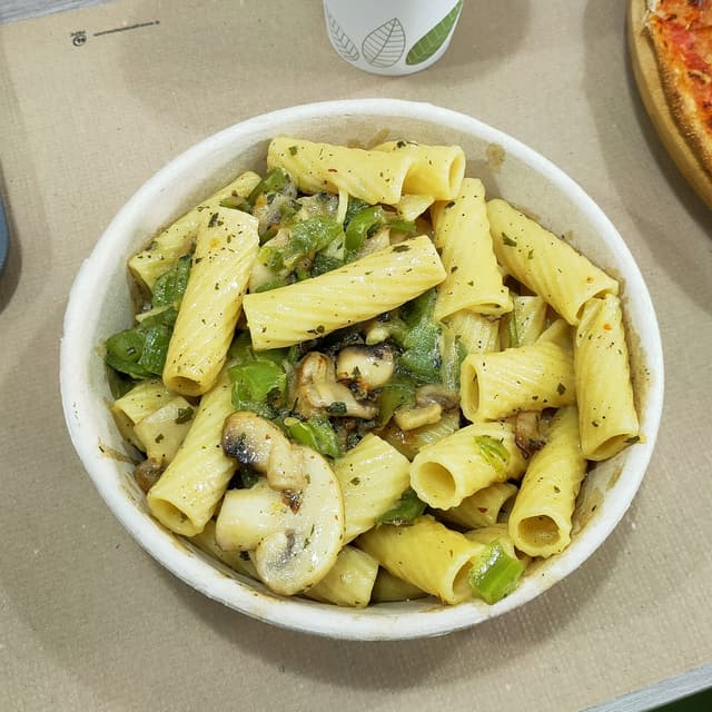 Photo du plat “Rigatoni con Salsa Broccoli”