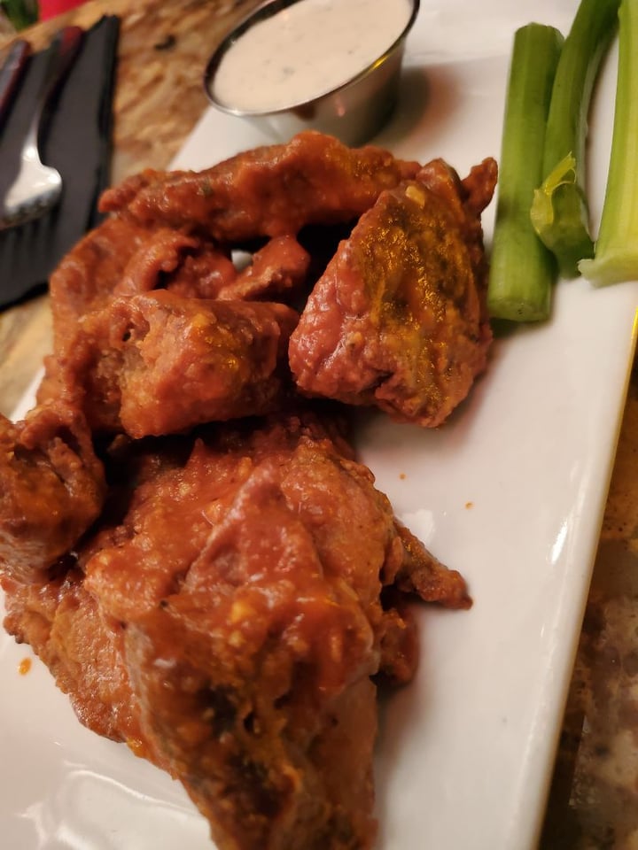 photo of Urban Vegan Kitchen Buffalo Seitan Wings shared by @lennyharold on  02 Feb 2020 - review