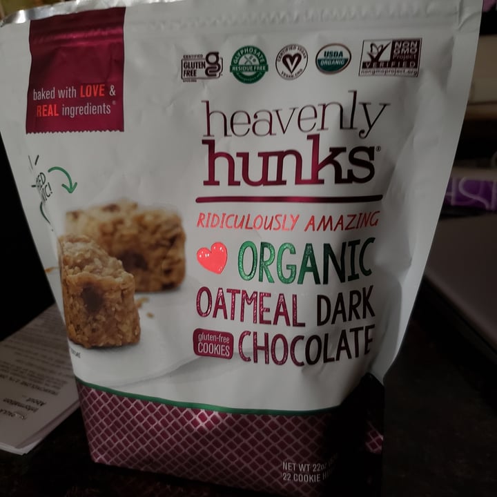 photo of Heavenly Hunks Organic Oatmeal Dark Chocolate Cookies shared by @saralookingglass on  11 Oct 2021 - review