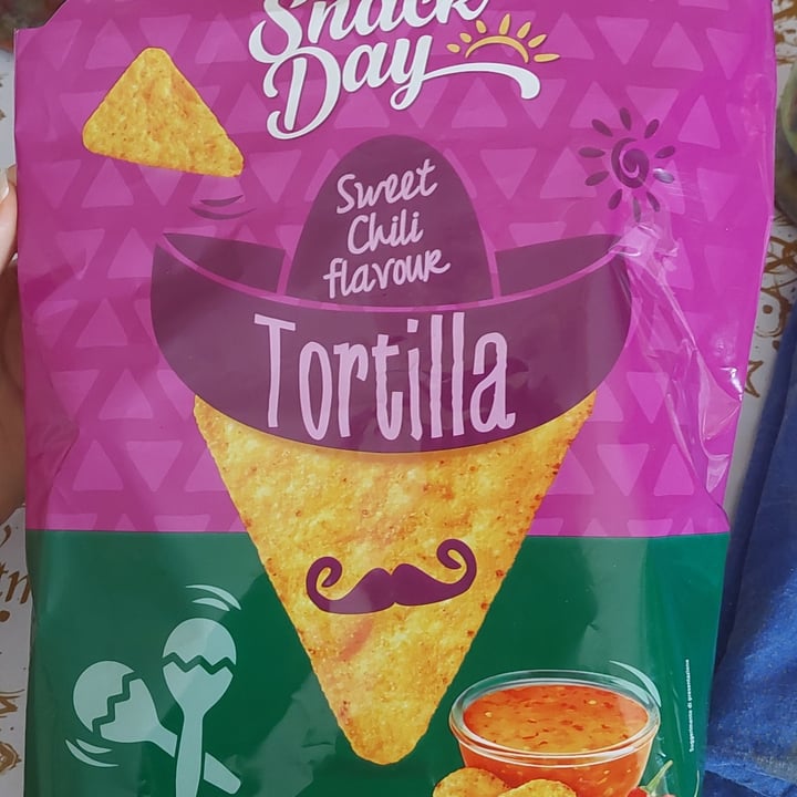 photo of Snack Day Sweet chili flavour Tortillas shared by @-lilymoon- on  04 May 2022 - review