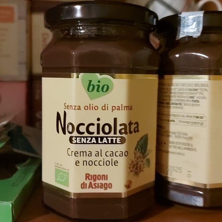 review photo of Rigoni di Asiago Nocciolata - crema al cacao e nocciole senza latte shared by @erika1998 on 13 Sep 2022 - review