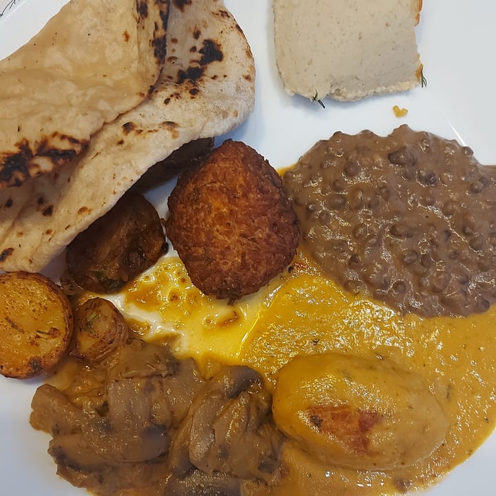 review photo of Satsanga Buffet shared by @liankaleggimagia on 20 Jul 2022 - review