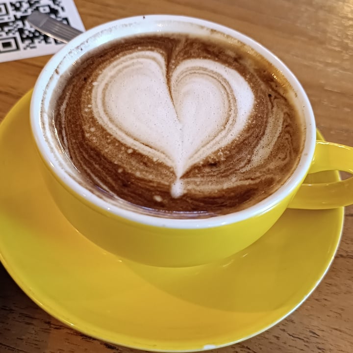 review photo of Amelia Café Capuccino shared by @melufernandez on 01 Oct 2022 - review
