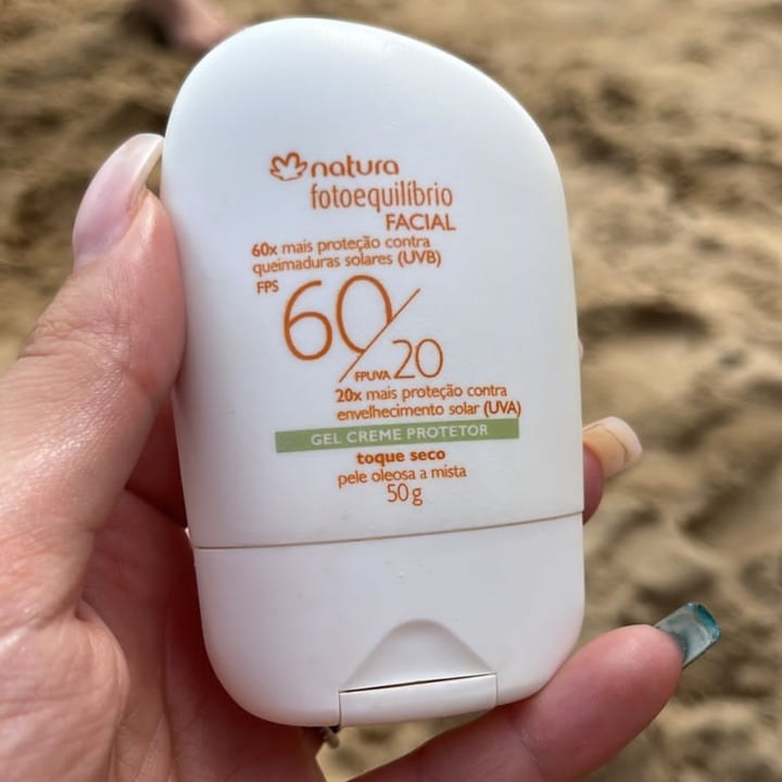 photo of Natura Fotoequilíbrio Facial 60/20 Toque Seco  shared by @deborazanini on  19 Aug 2022 - review