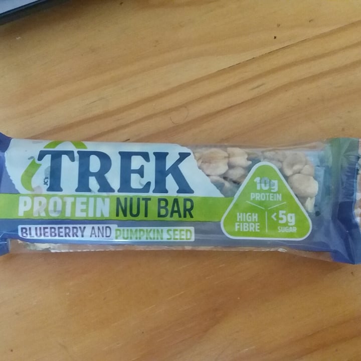 photo of TREK Protein Nut Bar shared by @talthegreenteacher on  14 Jul 2020 - review