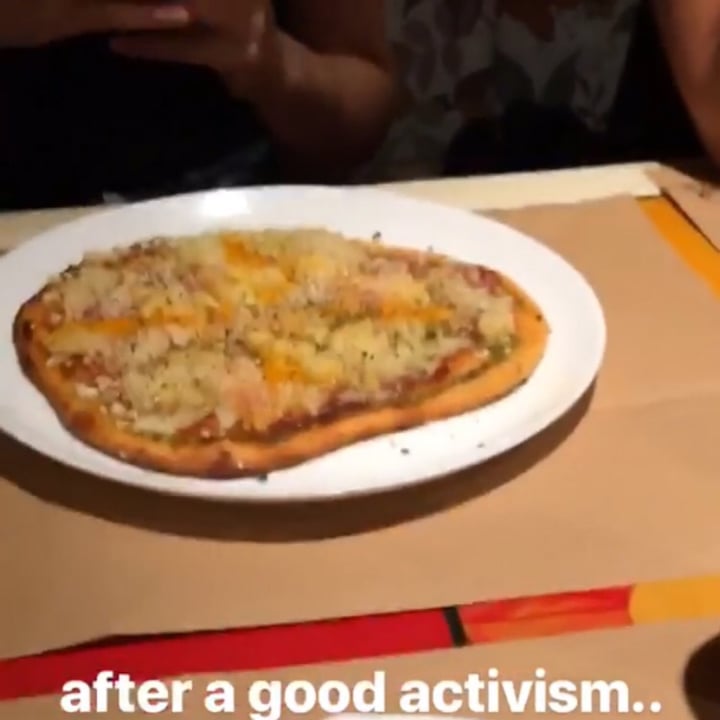 photo of Santoni - When Food is the Solution Pizza 4 Quesos shared by @silvestre on  17 Aug 2020 - review