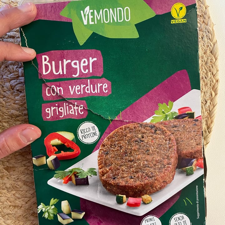 review photo of Vemondo Burger con Verdure Grigliate shared by @saraubbiali on 07 Feb 2022 - review