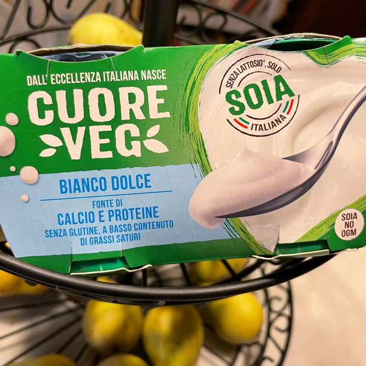 photo of Cuore veg Yogurt bianco dolce shared by @mimmanelcuore on  18 Sep 2022 - review