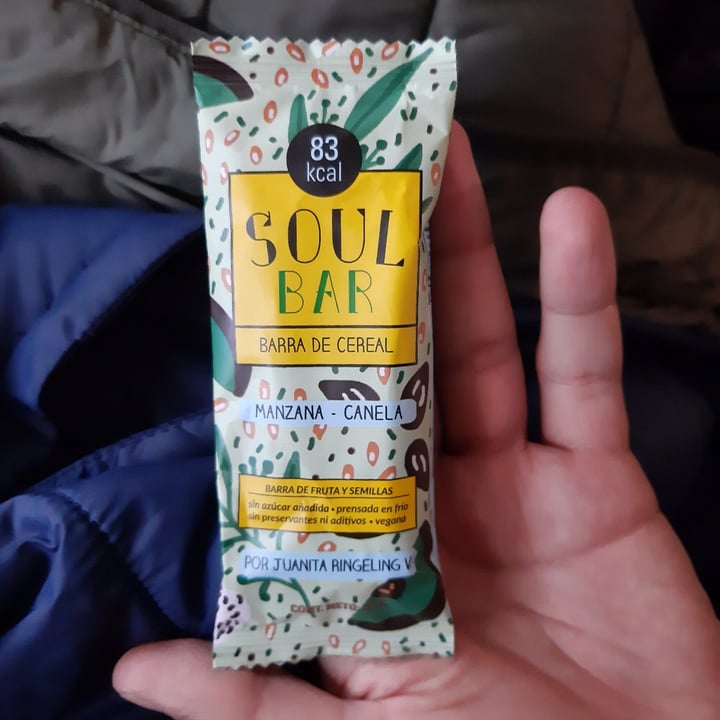 review photo of Wild Foods Wild Soul Bar Barra de Cereal Manzana Canela shared by @soleternidad on 23 Mar 2021 - review