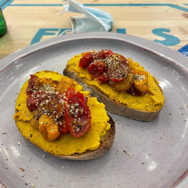 review photo of RYE Hummus Toast With Confit Cherry Tomatoes shared by @theveganent on 12 Oct 2021 - review