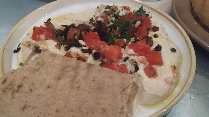 photo of Teresa Carles Hummus shared by @garcialorca on  10 Dec 2019 - review