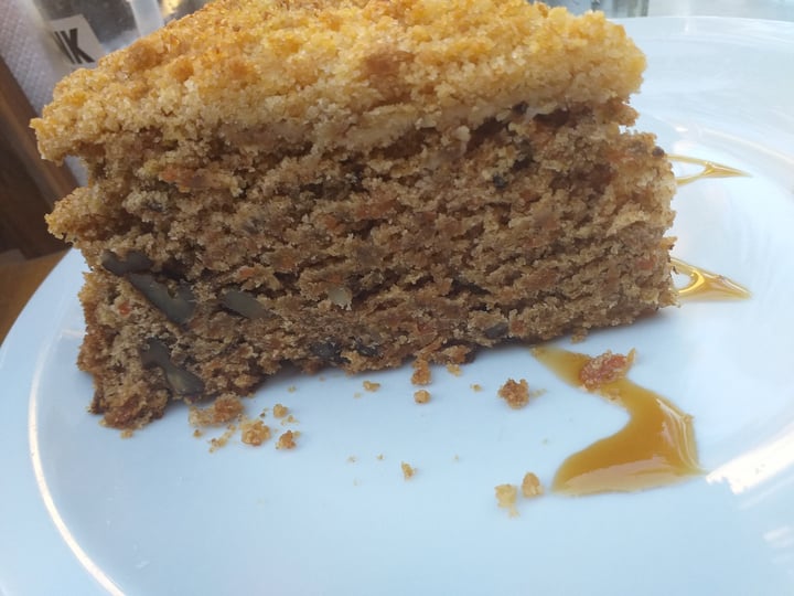 photo of Monk Coffee Carrot Cake shared by @lusi7 on  06 Oct 2021 - review
