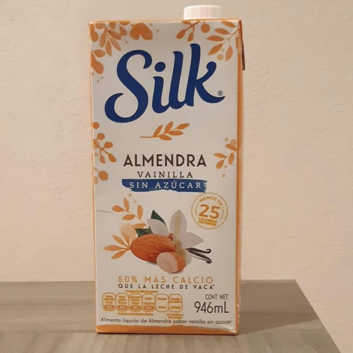 photo of Silk Leche de Almendra sabor Vainilla Sin Azúcar shared by @jenniersf on  03 Mar 2020 - review