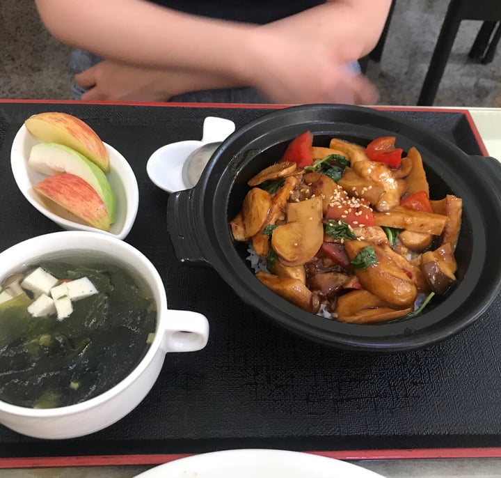 photo of Loving Hut愛家國際餐飲 花蓮 綠的有機園(複合式健康餐飲) Spice Mushroom Rice shared by @kaylabear on  19 Jul 2018 - review