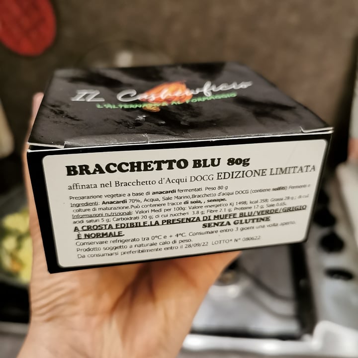 photo of Il CashewFicio Bracchetto blu shared by @vegoloso on  02 Oct 2022 - review