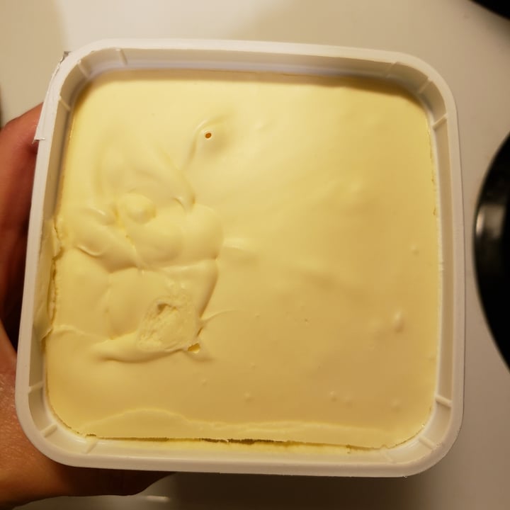 review photo of Earth Balance Organic Whipped Buttery Spread shared by @samwisesamgee on 20 Dec 2021 - review