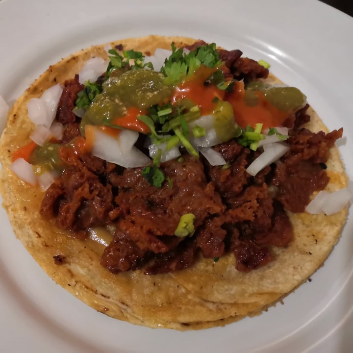 review photo of VEGuerrero Taco de chicharrón shared by @brujakosmica on 14 Apr 2022 - review
