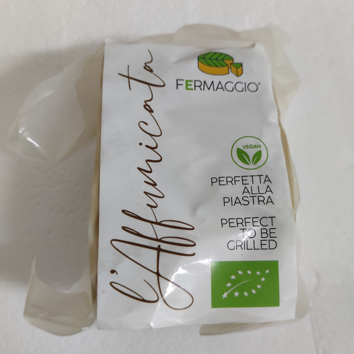 L’Affumicata from Fermaggio - Vegan Product Reviews & Ratings | abillion
