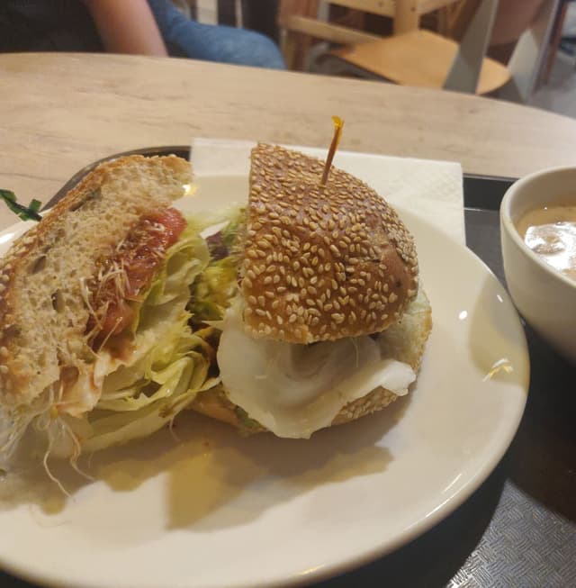 Cedele Bakery Cafe - United Square