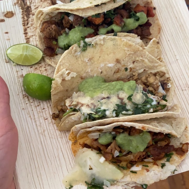 photo of Por siempre vegana 2 Tacos shared by @moonberodd on  10 Sep 2020 - review