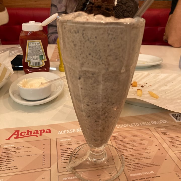review photo of A Chapa Hamburgers - Jardins Oreo Shake Vegano shared by @deboranetto on 19 Jun 2022 - review