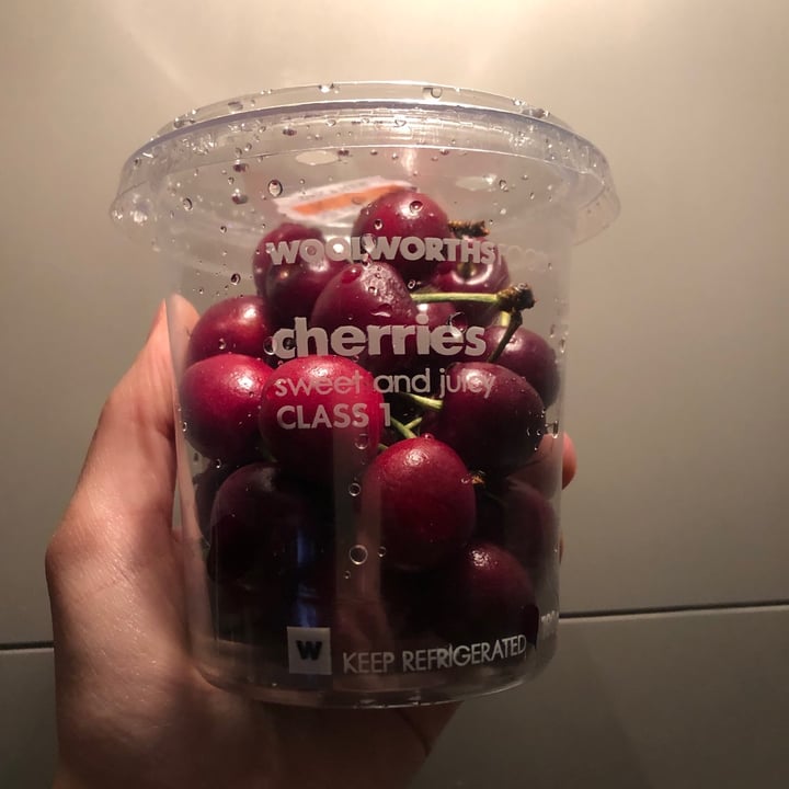 photo of Woolworths Food Cherries shared by @aleecpt on  04 Dec 2020 - review