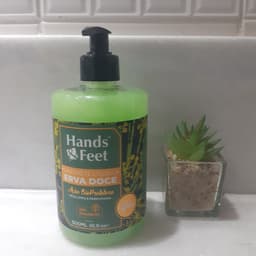 Hands & Feet