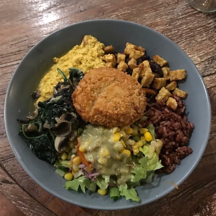 photo of The Sloth Macrobiotic bowl shared by @itsallinpictures on  27 Jun 2021 - review
