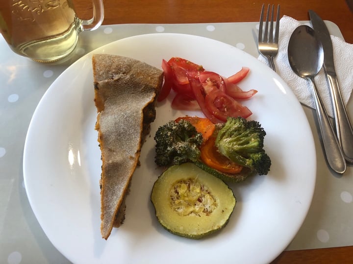photo of Canaruti Torta rellena y verduras shared by @ivanjimenes on  06 Dec 2019 - review