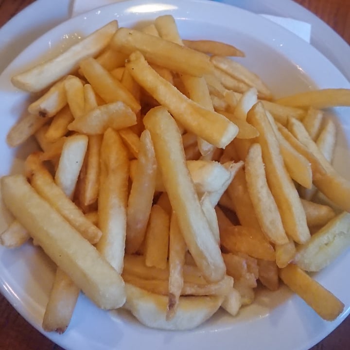 photo of Cervecería Bachmann Papas Fritas shared by @m4rtii on  30 Apr 2021 - review