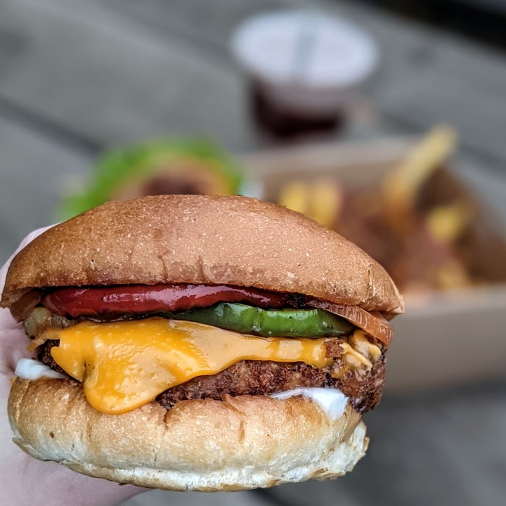 review photo of Mesy Burger The Ono shared by @itsrvh on 07 Nov 2021 - review