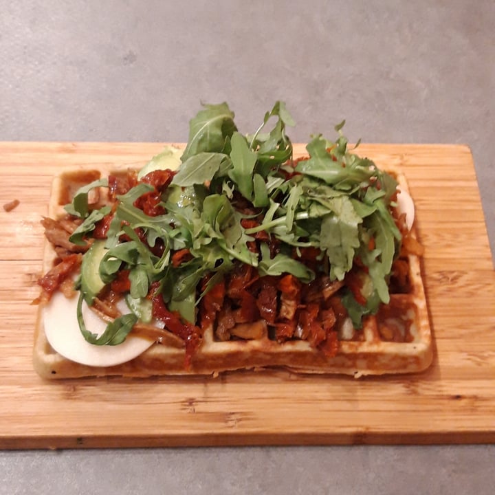 photo of The Sister Brussels Café Vegan history waffle shared by @ggiorgia on  14 Oct 2022 - review