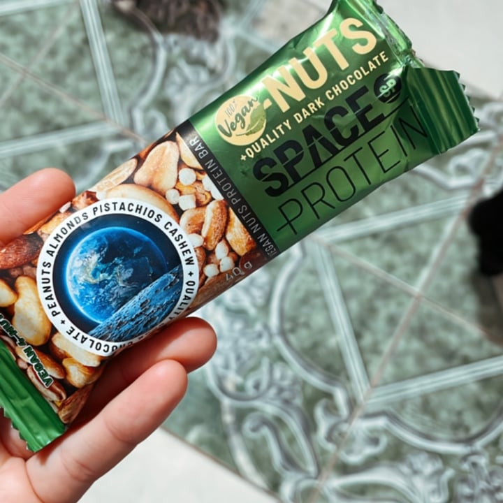 review photo of space protein Barrinha de sementes proteica shared by @melanelago on 11 Dec 2022 - review