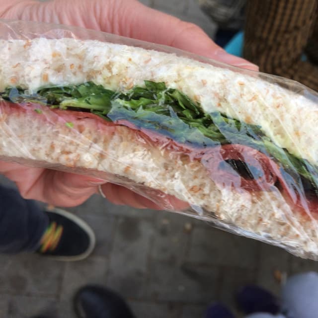 Photo du plat “Tramezzino bresaola e rucola”