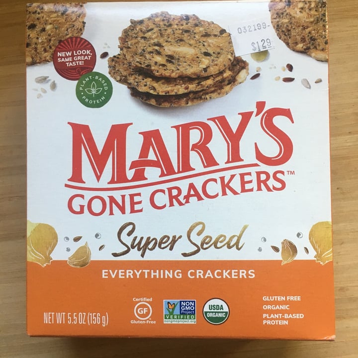 photo of Mary's Gone Crackers Super Seed Everything Crackers shared by @rowdykelo on  13 Jun 2021 - review
