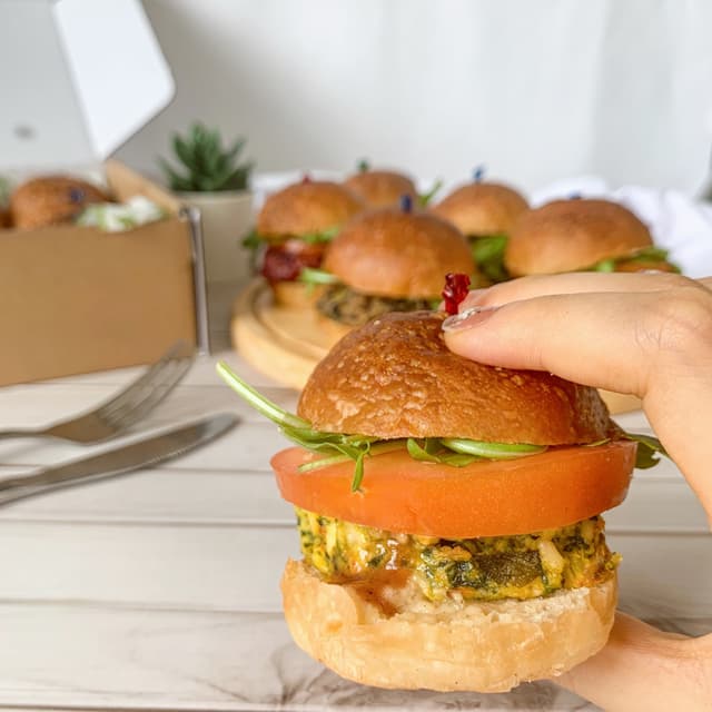 Photo of the dish “Spinach Lentil Patty Burger”