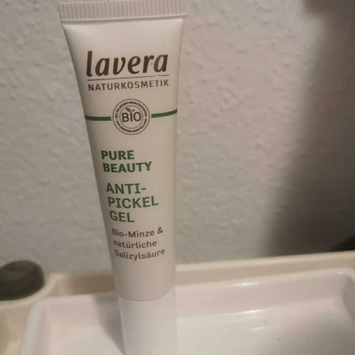 photo of Lavera Naturkosmetik Anti-Pickel Gel shared by @ktmoliveira on  10 May 2022 - review