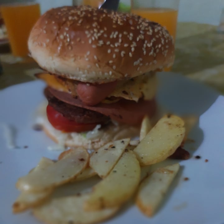 photo of Nutri Organic Hamburguesa Beyond Extreme 3 Quesos shared by @noberame on  03 May 2020 - review