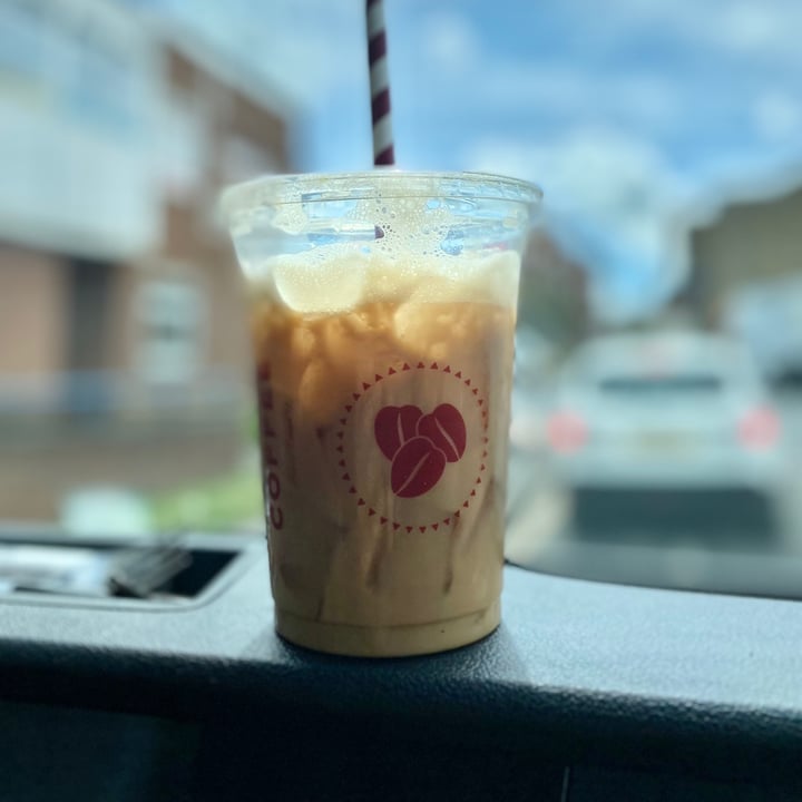 photo of Costa Coffee Iced Chai Latte With Coconut Milk shared by @leevardy on  11 May 2021 - review