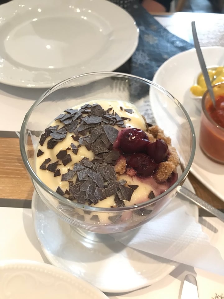 photo of Laudis Sauerlandstuben vegane Frühstücksplatte und Vanillepudding (vegan breakfast options) shared by @hannaah on  29 Dec 2019 - review