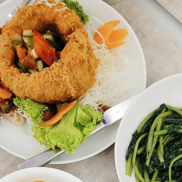 photo of Lin Lin Vegetarian Delight Yam Basket shared by @byobottlesg on  27 Jul 2021 - review