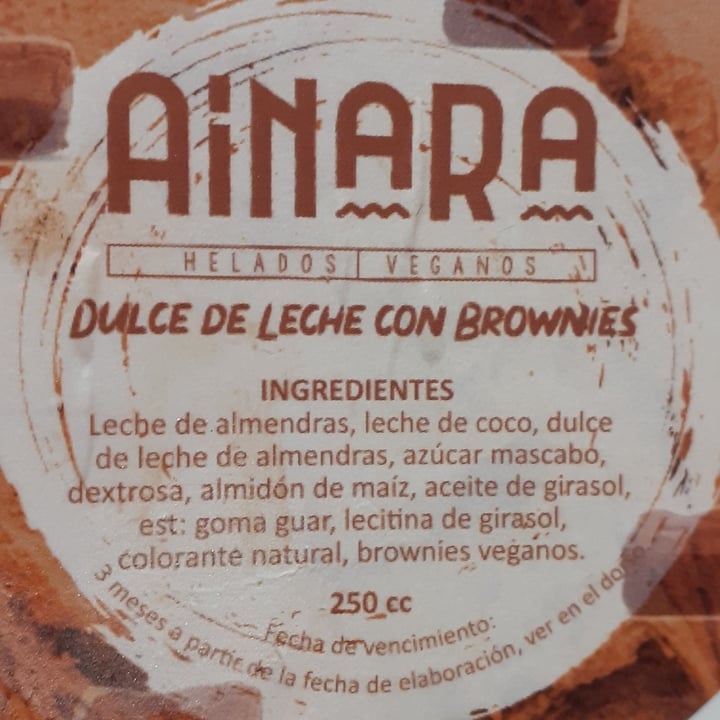 photo of Ainara Helados Veganos Helado de Dulce de leche con brownie shared by @malenaezcurra on  21 May 2020 - review