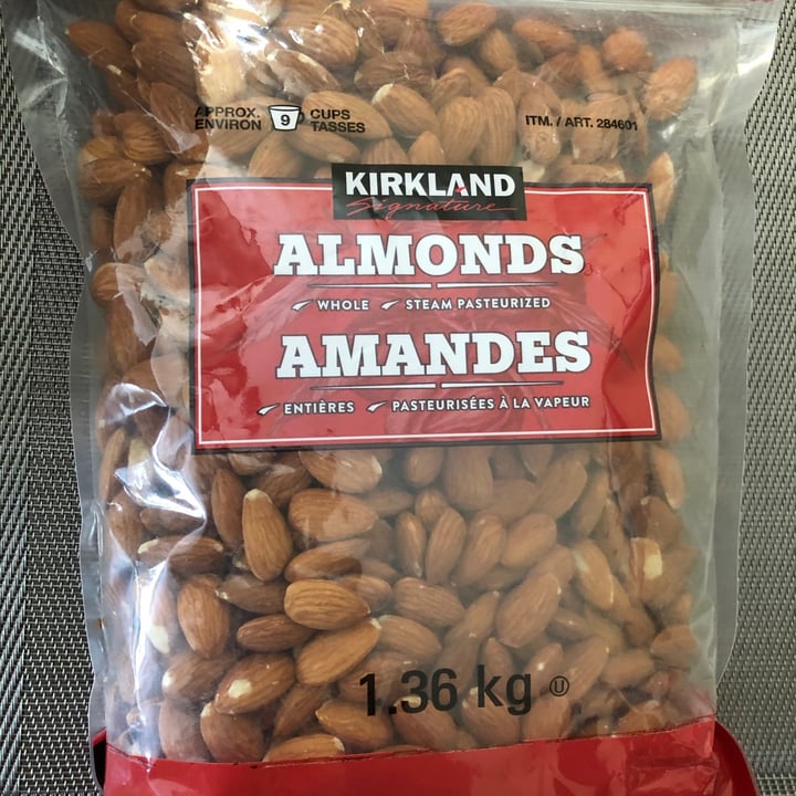 photo of Kirkland Signature Almonds shared by @lindsaymcmindsay on  24 Dec 2020 - review