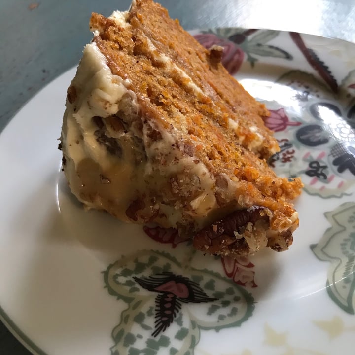photo of Vegan Street Food ZA Carrot Cake shared by @katiewatt on  27 Apr 2021 - review