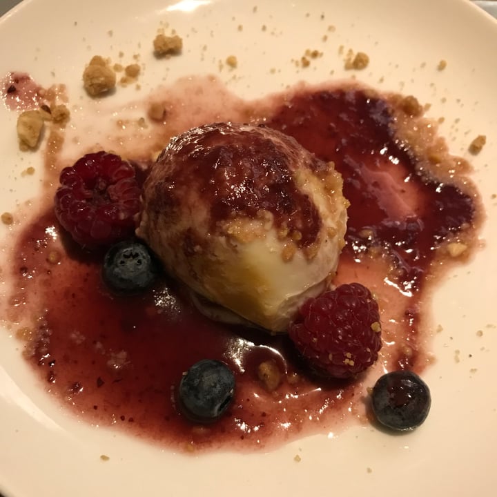 review photo of Teresa Carles Cheesecake shared by @noecasast on 05 Jan 2022 - review