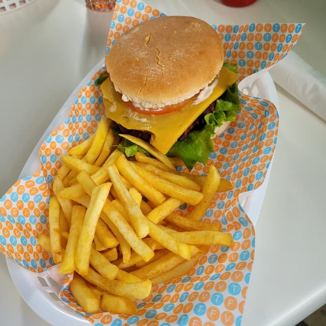 Photo of the dish “Urban Go Burger”